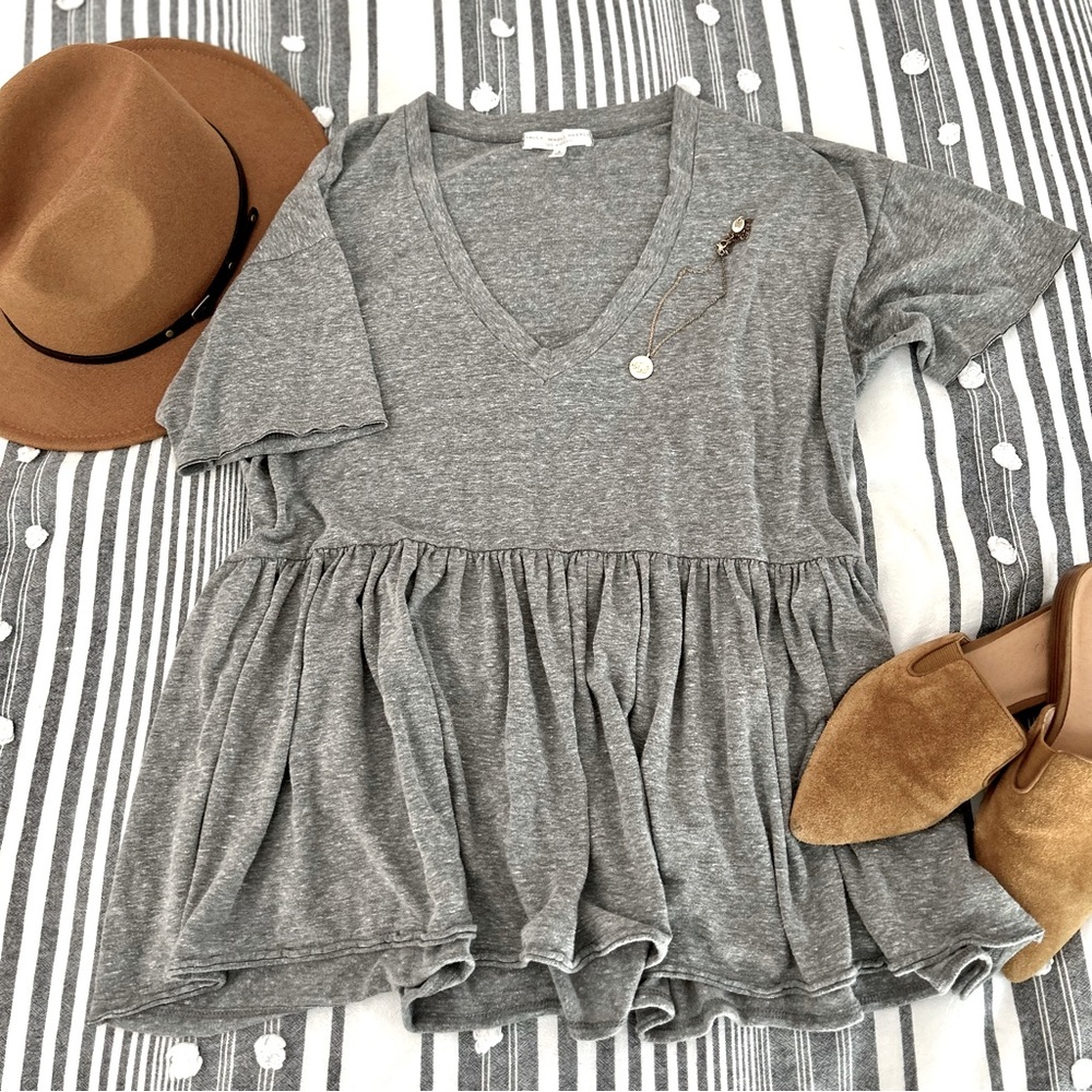 Heather gray V neck peplum top